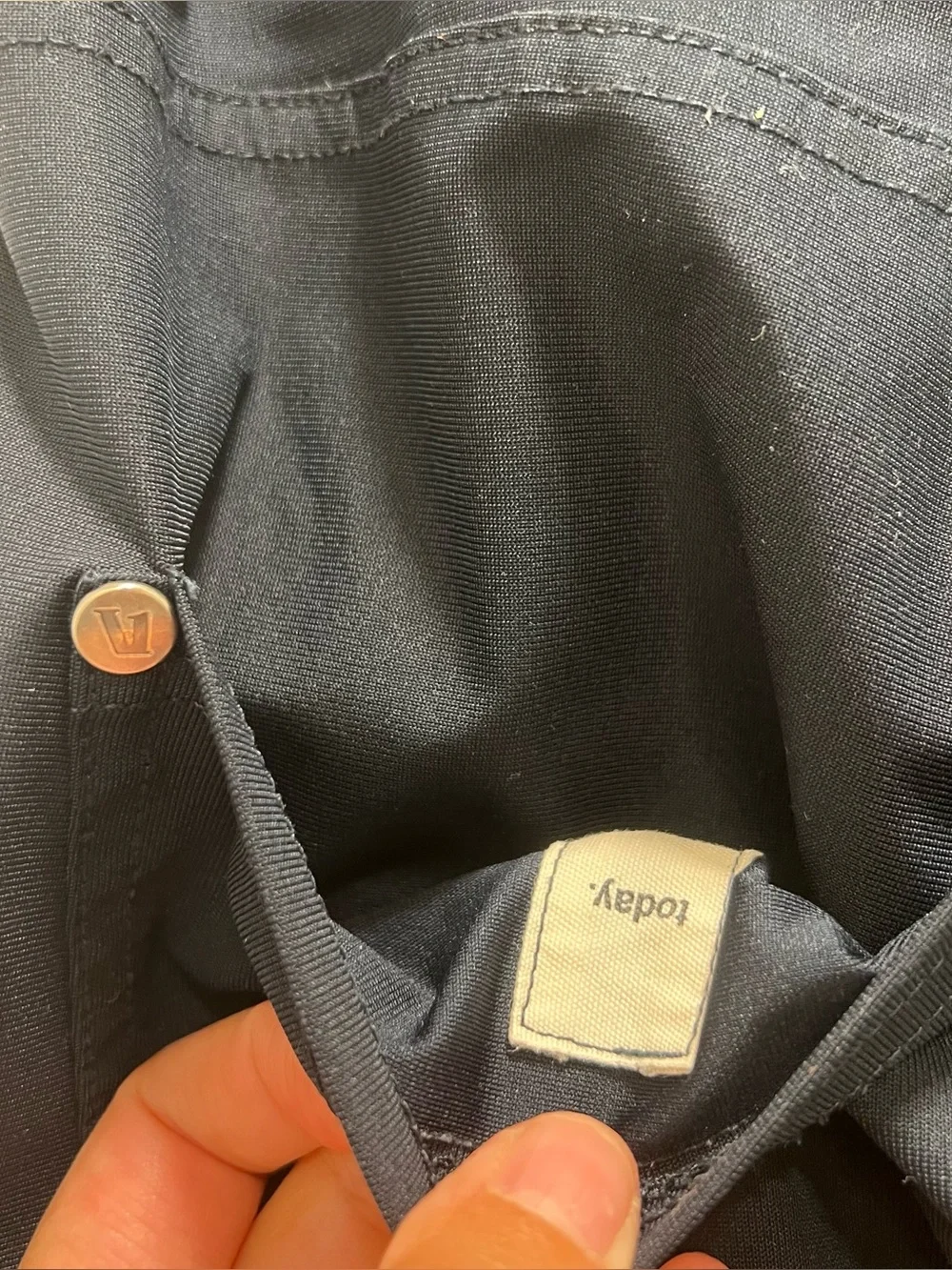 Vuori Meta Performance Chino Pants Men’s 28 Navy Blue Office Travel - Picture 8 of 9